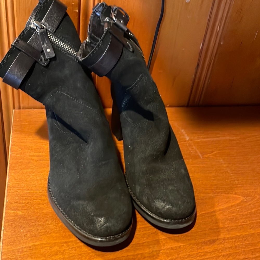 Trask plug some waterproof boots